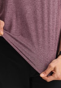 Spyder Top - plum