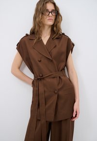 DOUBLE BREASTED - Smanicato - brown