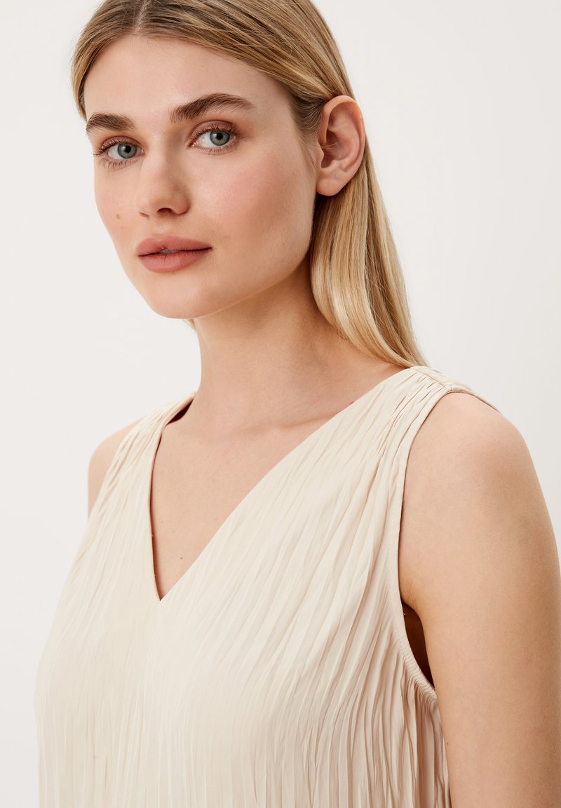 Damen T-Shirts | s.Oliver BLACK LABEL Bluse butter/hellgelb - QF63683 Damen T-Shirts | s.Oliver BLACK LABEL Bluse butter/hellgelb - QF63683