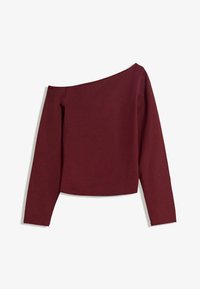 Bordeaux off-shoulder top med lange ærmer, der har et tætsiddende design og glat, strækbart stof. Ingen yderligere mønstre eller detaljer.