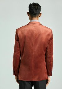 Next SLIM - Sako - rust brown
