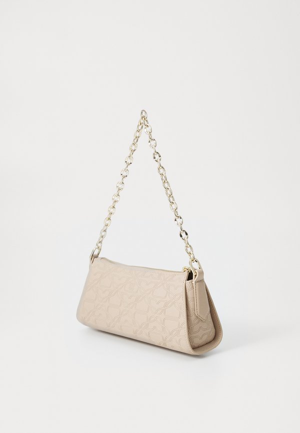 CHRIS 2.0 - Handbag2