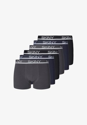 Herreboxershorts i en pakke med seks, med en blanding af mørkegrå og sorte farver, samt en strækbar talje med "SKINY"-logoet i hvidt.