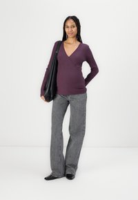 Vero Moda Maternity VMMTESSA WIDE BELT  - Traperice opuštenog kroja - medium grey denim