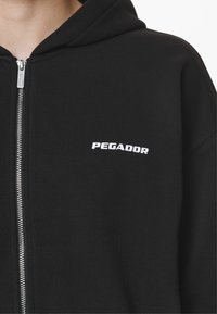 Pegador COLNE LOGO JACKET - Sudadera con cremallera - black