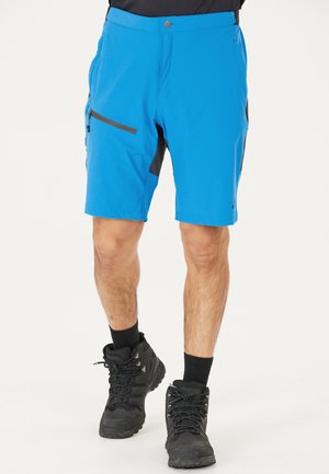 Blauwe shorts met zwarte zijpanelen, voorzien van een ritszak en een knoopsluiting. De stof is lichtgewicht en geschikt voor buitensportactiviteiten.