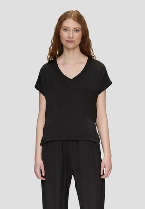 V-NECK - T-Shirt basic - schwarz