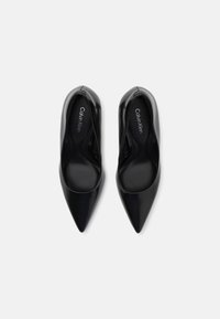 Calvin Klein Klasické lodičky - black