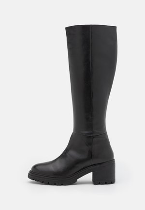 DAMIANA - Platform boots - black