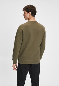 Timberland BRUSHED BACK CREW - Sudadera - grape leaf