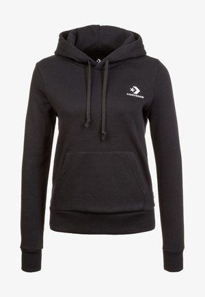 Sweat à capuche noir à manches longues avec poche avant, capuche à cordon et logo Converse blanc sur la poitrine gauche.