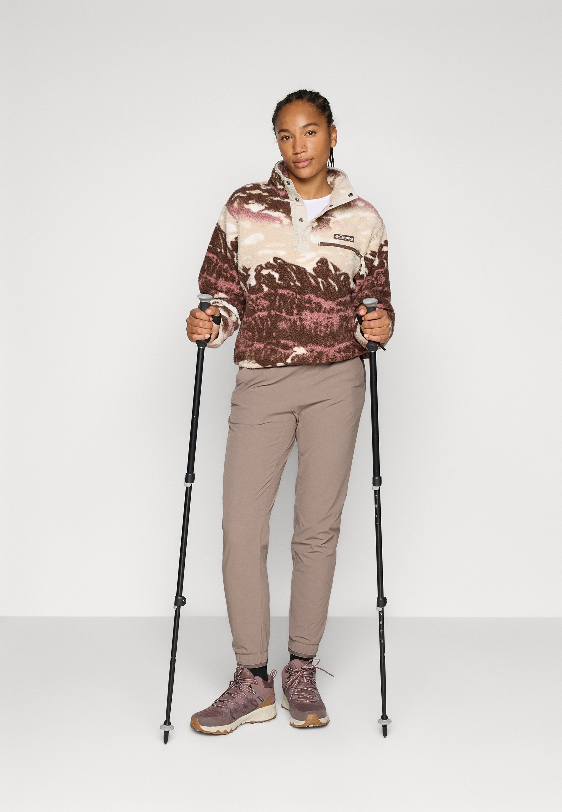 フリースジャケット adidas Animal print fleece crop half zip-up top beige brown Adidas Animal Print Fleece Cropped Half Zip Top Beige Brown