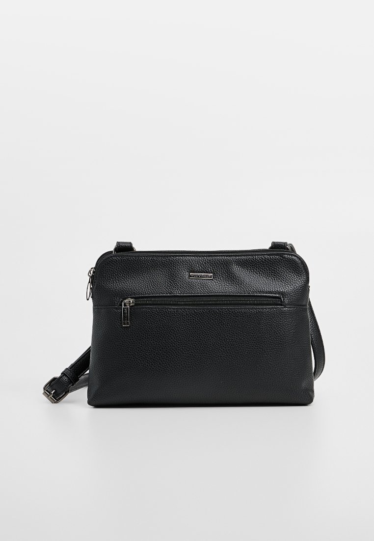 Schwarze Leder-Umhängetasche mit strukturierter Oberfläche, ausgestattet mit einer vorderen Reißverschlusstasche und verstellbarem Tragegurt. Minimalistisches Design, rechteckige Form.