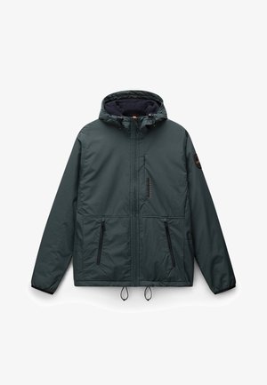 Giacca leggera verde con cappuccio, due tasche frontali con zip, cordini regolabili all'orlo e una fodera nera. Presenta il logo sul maniche.