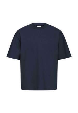 Camiseta de algodón azul marino con cuello redondo, mangas cortas y un ajuste holgado. Textura suave, sin patrones ni detalles visibles.