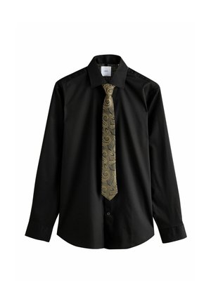 Sort skjorte med lange ærmer og en spidse krave, der har et slips med gyldent paisley-mønster. Glat stof, knaplukning foran.