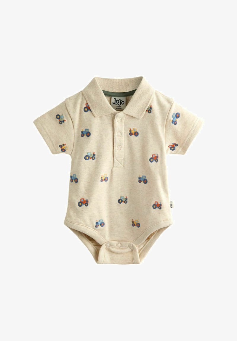 Beige kortærmet babybody med krave, trykknapper og et farverigt traktorprint over det hele.