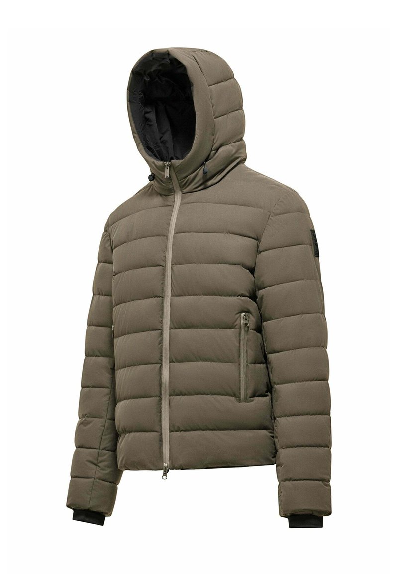 Padded jacket w kolorze oliwkowym, z kapturem, zapięciem na zamek i bocznymi kieszeniami. Wykonana z gładkiego, wodoodpornego materiału.