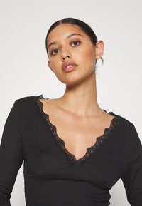 ONLY ONLTALIA - Μπλούζα με μακριά μανίκια - black