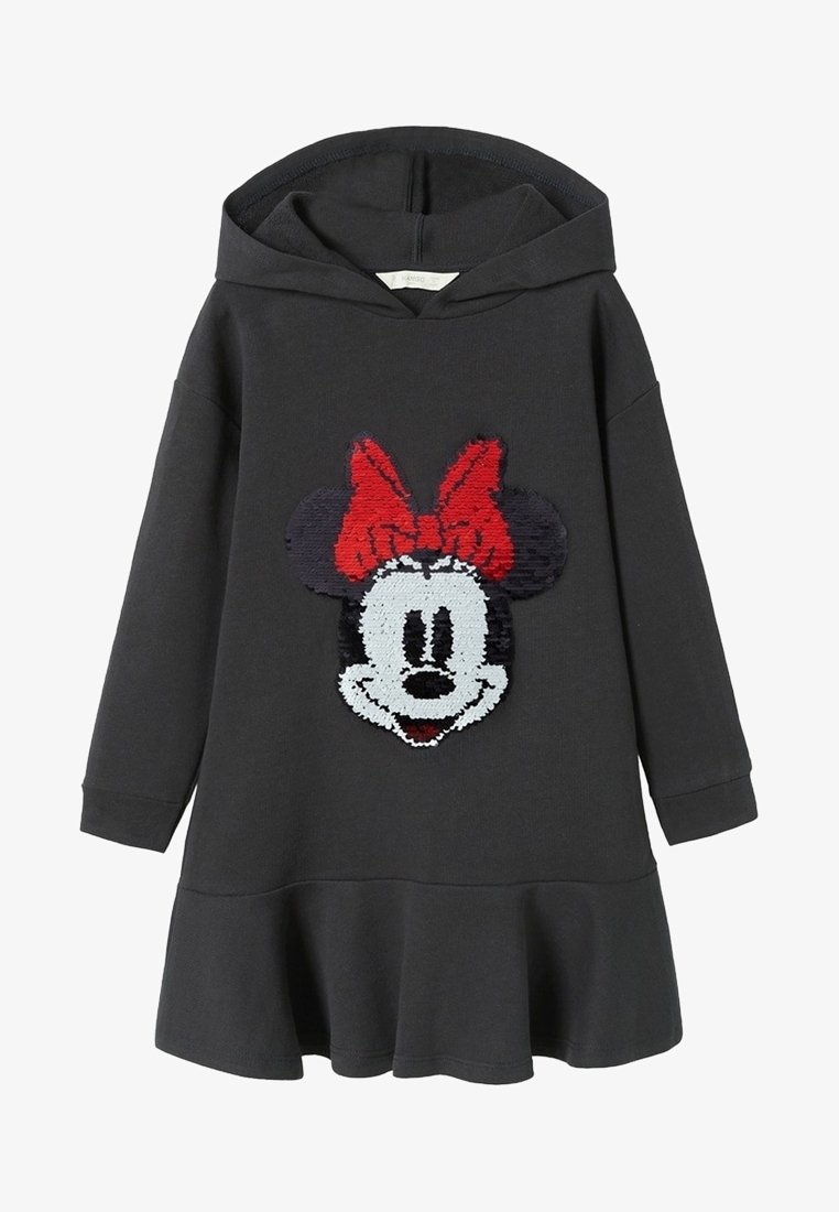 Robe à capuche noire avec un design de Minnie Mouse pailleté en rouge et blanc, dotée d'un bas évasé et de manches longues.
