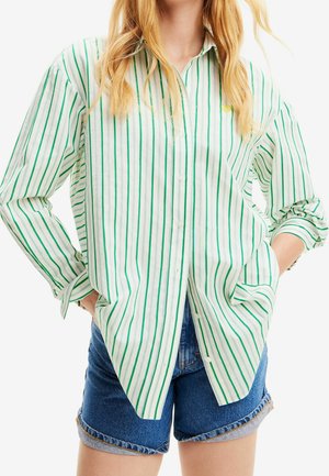 Blus - green