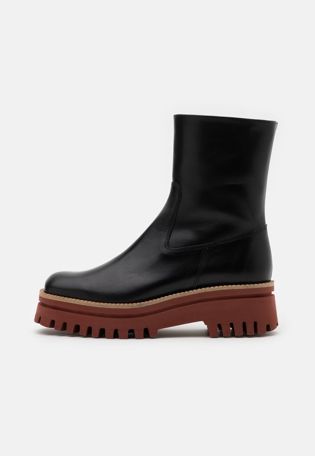 CLERMONT - Bottines à plateau - black