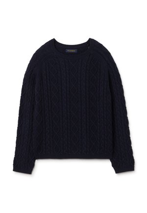 Marineblauwe gebreide trui met een gestructureerd ruit- en kabelpatroon, voorzien van een ronde halslijn en geribbelde manchetten en zoom.