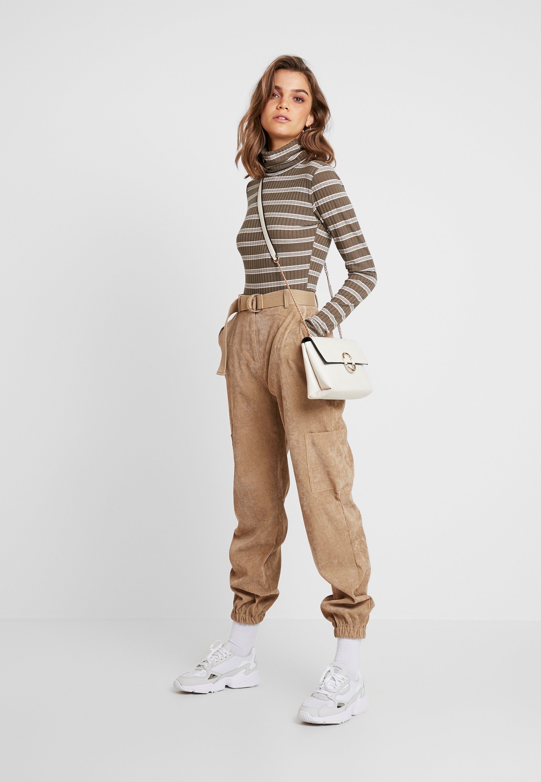 Missguided PURPOSEFUL STRIPED TURTLE NECK BODYSUIT Missguided PURPOSEFUL STRIPED TURTLE NECK BODYSUIT