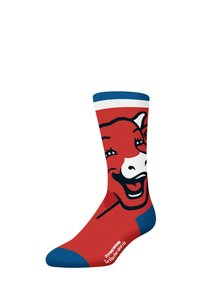 Chaussettes rouges avec un motif de vache souriante. Le design comprend une bordure et un orteil bleus, avec des accents blancs et bleus. Fabriquées en tissu doux.