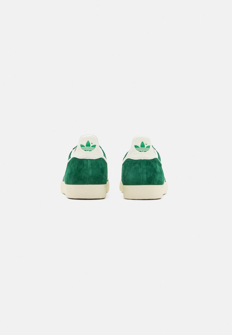 adidas Originals GAZELLE - Trainers - dark green/off white/cream white/dark green - Zalando.ie adidas Originals GAZELLE - Trainers - dark green/off white/cream white/dark green - Zalando.ie