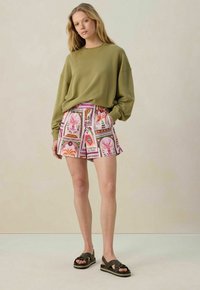 Sissy-Boy Short - mehrfarbig