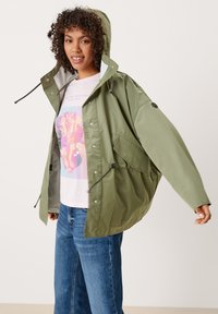 QS SAC À DOS INTÉGRÉ - Parka
