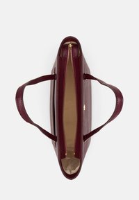 Lauren Ralph Lauren CROSSHATCH LEATHER MEDIUM KARLY TOTE - Ručna torba - pinot noir