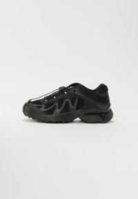XT-WHISPER UNISEX - Sportbačiai - black/asphalt