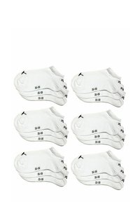 Weiße Knöchelsocken im Set von sechs. Hergestellt aus Baumwolle, mit einem gerippten Bündchen und einem gedruckten Größenetikett (35-38) in Schwarz.