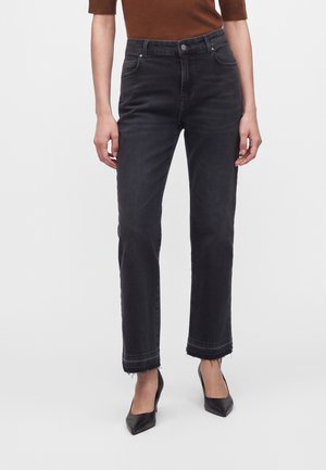 Marella, Дънки с прав крачол - bold black wash