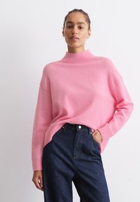 Marc O'Polo DENIM MOCK NECK - Pulóver - light pink melange
