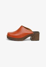 Calou Stockholm EDLA SOFT - Clogs - rust/rot - Zalando.de