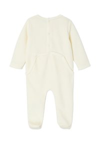 Cremfarbener, weicher Fleece-Overall für Babys mit langen Ärmeln, Druckknopfverschluss auf der Rückseite und einer Tasche auf der Vorderseite. Schlichtes Design, keine Muster.