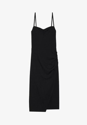 Vestido preto canelado com alças finas ajustáveis, decote coração, detalhe de franzido lateral e bainha assimétrica. Confeccionado em tecido elástico.