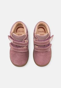 Geox MACCHIA GIRL - Boty se suchým zipem - rose smoke