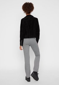 Pieces Skinnjacka - black