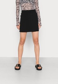 Monki Minissaia - black