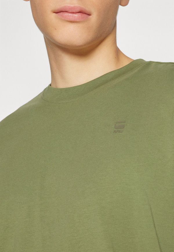 LASH - Basic T-shirt - sage3