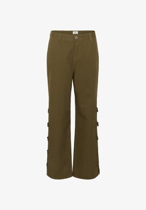 Pantalones verde caqui con un diseño de pierna recta, que presentan botones laterales y una textura lisa. Hechos de tejido tejido, son adecuados para el uso casual.