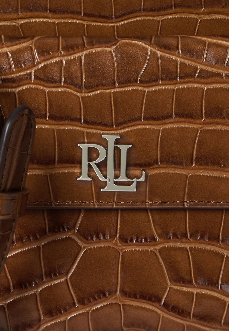 Lauren Ralph Lauren CROC EMBOSSED MEDIUM MARCY CAMERA BAG - Cross body bag  - tobacco/brown