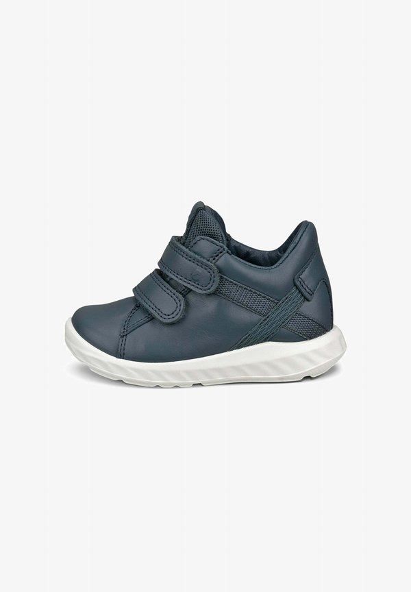 Sneaker low – pavement