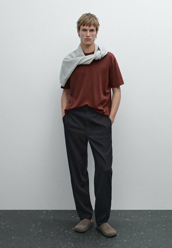 SHORT SLEEVE - Basic T-shirt - mottled bordeaux3