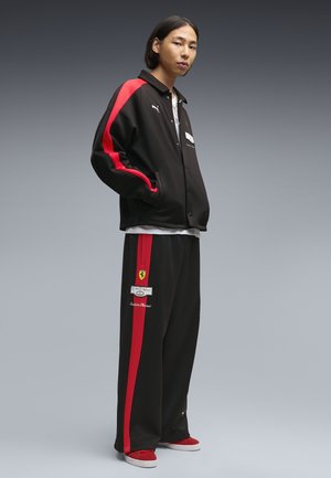Puma, FERRARI T7 TRAININGSHOSE - Pantalon de survêtement - black