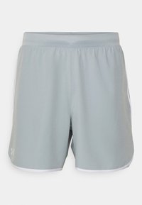 Ljust grå sportshorts med elastisk midja och vitt kantband, med en liten vit logo på nedre vänstra benet.